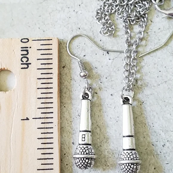 Microphone necklace and earring set - Picture 2 of 3